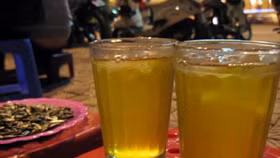 Thời “cổ phiếu trà đá” lên ngôi!