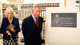 Vua Charles III trong vai trò của một doanh nhân