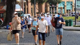 Hà Nội quyết định xử phạt các trường hợp không đeo khẩu trang nơi công cộng