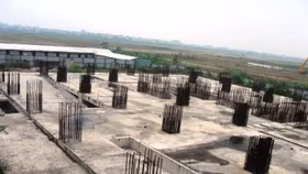 Dự án Tricon Towers bỏ hoang cả thập kỷ bị Agribank rao bán để thu hồi nợ