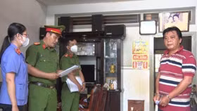 Khởi tố, bắt tạm giam một đối tượng buôn bán phụ gia thực phẩm giả