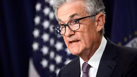 Fed tăng lãi suất thêm 0,5 điểm phần trăm, lên mức cao nhất trong 15 năm