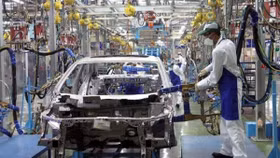 Bộ Công Thương muốn thêm “ưu ái” cho ô tô nội, siết chặt xe nhập khẩu