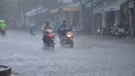 Dự báo thời tiết ngày 18/3: Hà Nội có mưa rào và rải rác có dông