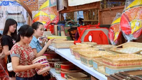 Hội chợ hàng Việt TP. Hà Nội thu hút khoảng 170 doanh nghiệp tham gia