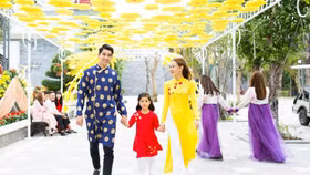 Vui chơi miễn phí, Tết ở nhà hay đến Sun World?