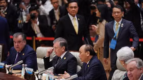 Chuyến đi “kết nối kinh tế, mở cửa thị trường” của Thủ tướng