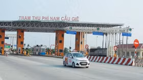 Tổng cục Đường bộ đề xuất dùng lại tên gọi “trạm thu phí”