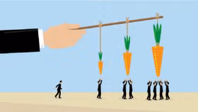 Dùng "cây gậy" hay "củ cà rốt" trong quản trị nhân sự?