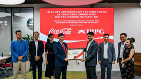 IPPG ký kết hợp tác kinh doanh với Coca-Cola Việt Nam