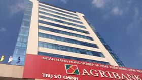 Phó Thủ tướng yêu cầu triển khai các bước cổ phần hóa Agribank