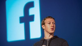 CEO Facebook dừng bán cổ phiếu để củng cố quyền lực