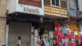 Doanh thu "khủng" của cửa hàng Khaisilk Hàng Gai tăng đều qua các năm