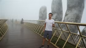 Cựu tay vợt số 1 thế giới từng giành 18 Grand Slam trải nghiệm Bà Nà Hills
