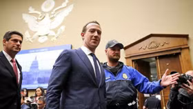 Facebook xây dựng phiên bản thu phí, không quảng cáo