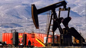 Sau quyết định của FED, giá dầu sụt giảm mạnh