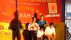 Hà Nội: Yêu cầu chấn chỉnh hoạt động biểu diễn nghệ thuật "xin tiền" phản cảm
