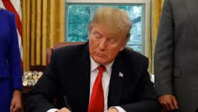 Trump ký sắc lệnh ngừng chia cắt gia đình nhập cư ở biên giới