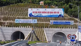 Bộ Giao thông vận tải muốn tăng phí 37 trạm BOT