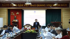 Tiếp tục đấu thầu thuốc tập trung, thí điểm đấu thầu vật tư y tế