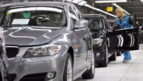 Hình thành liên minh chống lại thuế ô tô của Mỹ