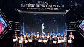 FPT IS có nhiều sản phẩm nhất đạt Giải thưởng Chuyển số Việt Nam 2019