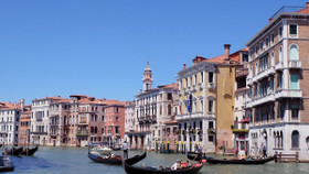 Venice: Yêu từ cái nhìn đầu tiên