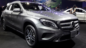 Chưa hết vận đen, Mercedes-Benz Việt Nam lại triệu hồi gần 300 xe