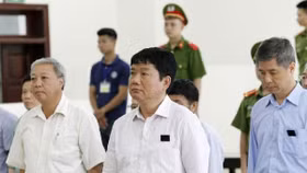 Xuất hiện tình tiết mới tạm dừng phiên tòa xử ông Thăng