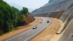 Nỗ lực thông xe cao tốc La Sơn - Tuý Loan trong tháng 9/2019