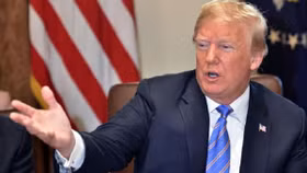 Trump sẵn sàng áp thuế toàn bộ hàng nhập khẩu Trung Quốc tới mốc 500 tỷ USD
