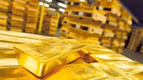 Giá vàng tiếp tục tăng, vượt ngưỡng 42 triệu/lượng