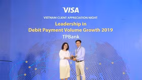 TPBank đứng đầu về tốc độ tăng trưởng doanh số giao dịch qua thẻ ghi nợ quốc tế