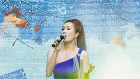 Trịnh Kim Chi tỏa sáng tại đêm tiệc “Doanh nhân hội tụ - Cộng đồng nhân ái”