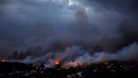 Cháy rừng gần thủ đô Hy Lạp ít nhất 50 người chết