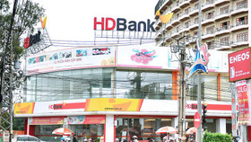 Loạt lãnh đạo HDBank đăng ký mua cổ phiếu HDB