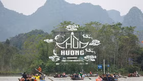 Chùa Hương mở cửa trở lại từ ngày 16/2