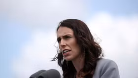 New Zealand tạm hoãn bầu cử do tình hình dịch Covid-19 tái bùng phát