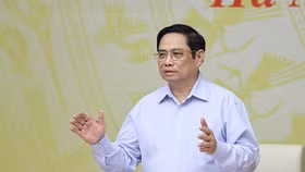 Hội nghị Thủ tướng gặp doanh nghiệp: 5 giải pháp tháo gỡ khó khăn