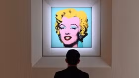 Bức tranh Marilyn của Andy Warhol lập kỷ lục với mức giá 195 triệu USD