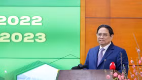 Thủ tướng: Qua nhiều thăng trầm, nông nghiệp ngày càng trở thành trụ đỡ quan trọng