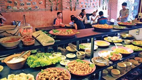 Từ 28/10, TP. Hồ Chí Minh chính thức mở lại quán ăn tại chỗ