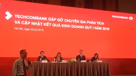 CEO Techcombank lý giải “hai không” khi bất động sản bị siết cho vay