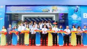 Khai trương siêu thị tài chính Baoviet One Stop Shop