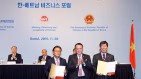 Tân Hoàng Minh động thổ toà văn phòng D’. Saint Raffles