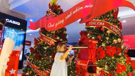 Những món quà chở đầy yêu thương của ông già Noel!