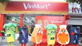 VinMart+ tưng bừng “nhuộm đỏ” Vũng Tàu đón Giáng sinh