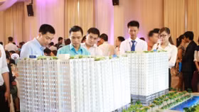 “Sóng” bất động sản cuối năm: Chung cư “bung hàng”, chạy đua về đích sớm