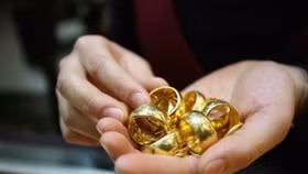 Sóng vía Thần Tài qua đi, giá vàng lùi bước