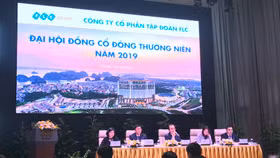 Ông Trịnh Văn Quyết lại cam kết: “Tôi hứa sẽ mua vào cổ phiếu FLC”